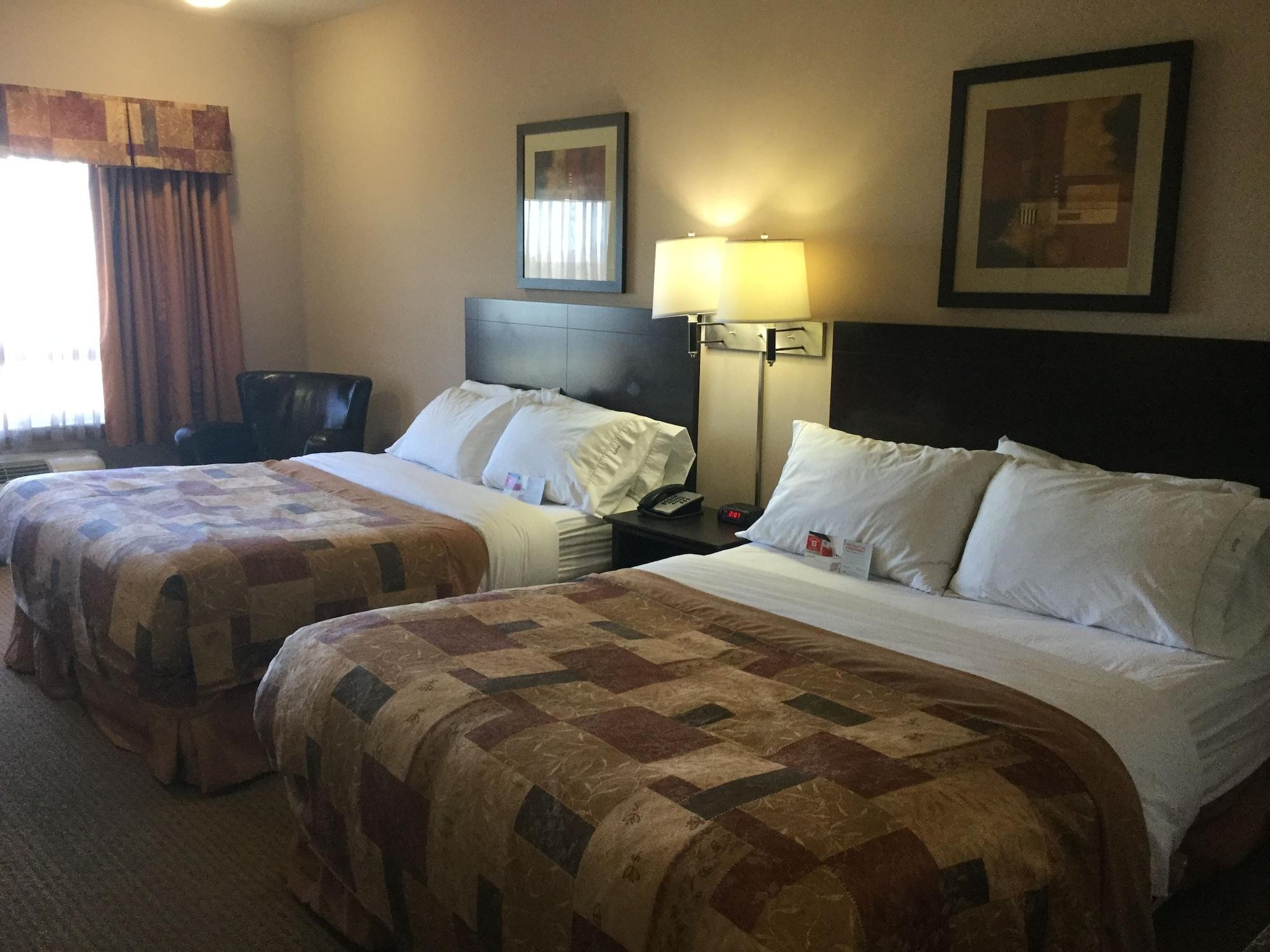 Hotel Ramada By Wyndham Brooks Extérieur photo