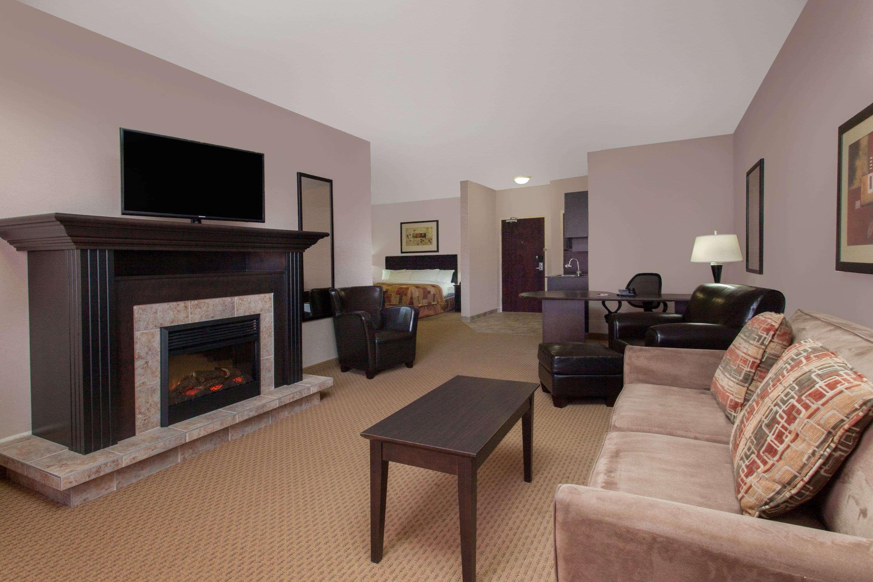 Hotel Ramada By Wyndham Brooks Extérieur photo