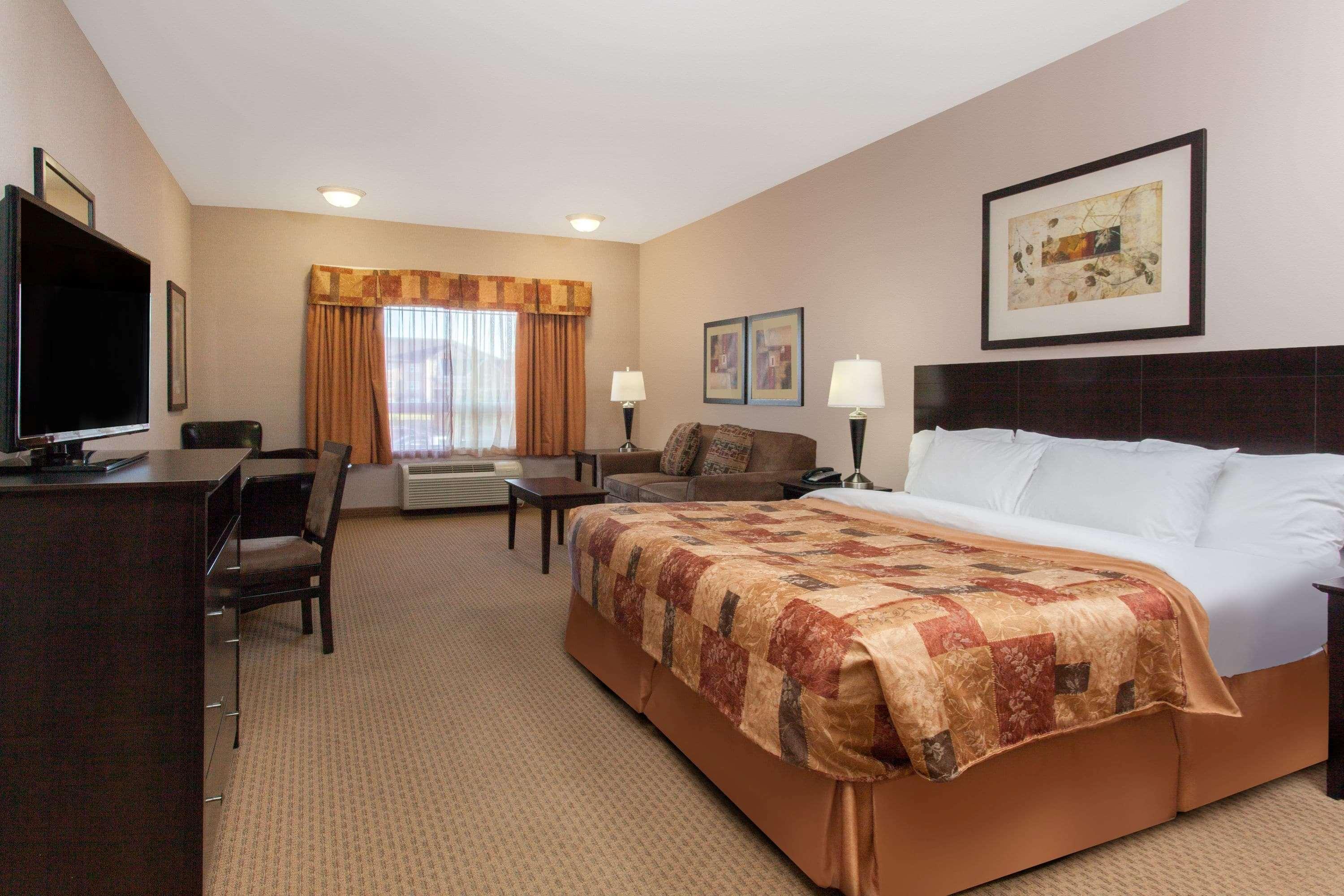 Hotel Ramada By Wyndham Brooks Extérieur photo